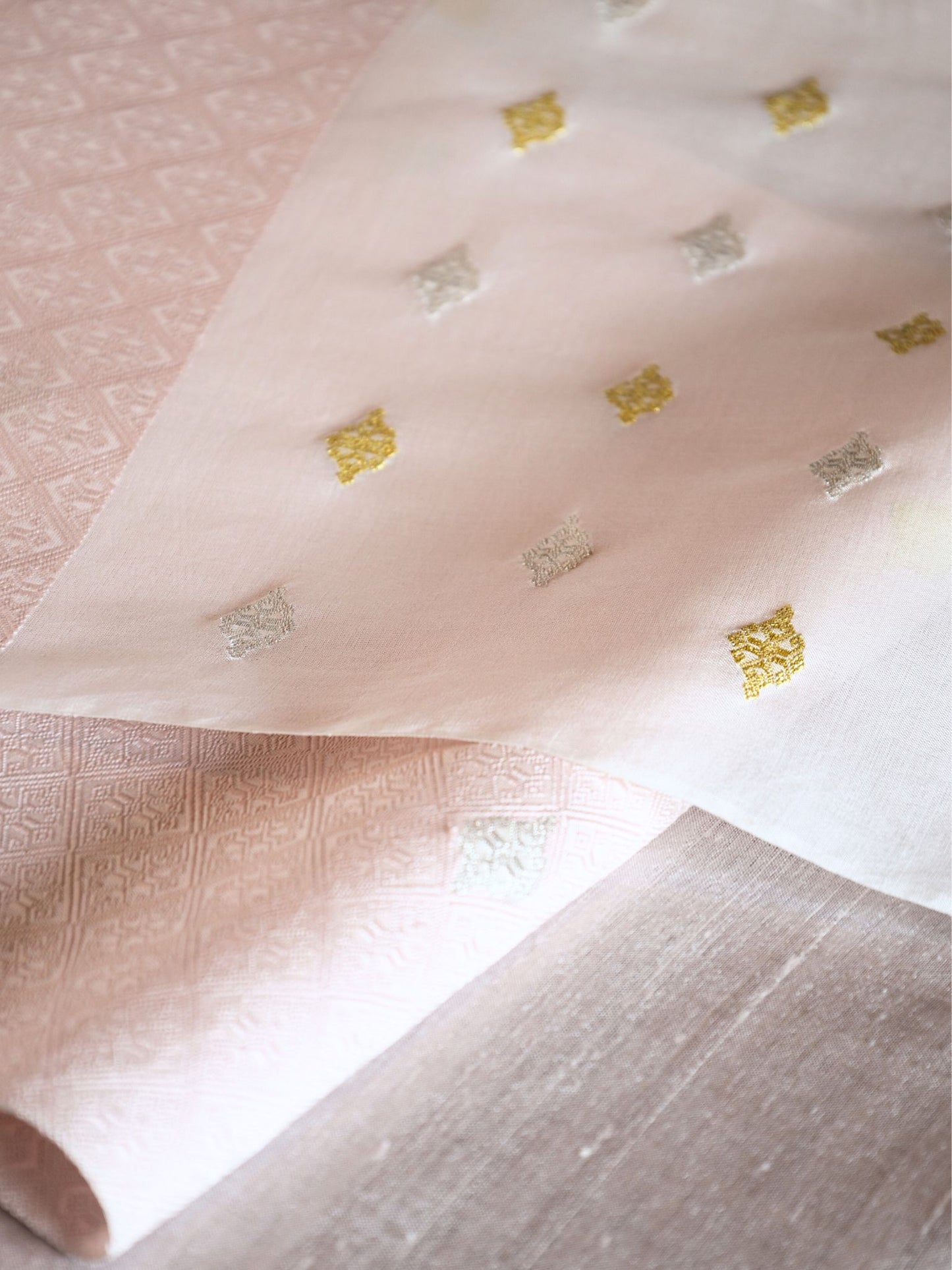 Silk Organza Scarf (Light Pink)